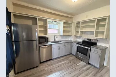 1859 Goleta Avenue, Youngstown, OH 44504 - Photo 2