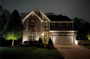 4721 Briar Hill Dr, Ravenna, OH 44266 - Photo 2