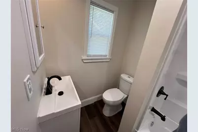 1395 Goodyear Boulevard, Akron, OH 44305 - Photo 24