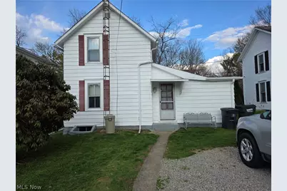 342 N Bridge Street, Newcomerstown, OH 43832 - Photo 2