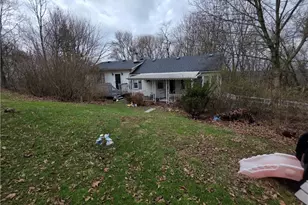 2031 Pickering St, East Liverpool, OH 43920 - Photo 8