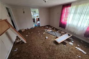 2031 Pickering St, East Liverpool, OH 43920 - Photo 28