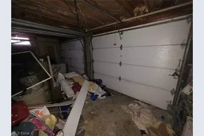 2031 Pickering Street, East Liverpool, OH 43920 - Photo 24