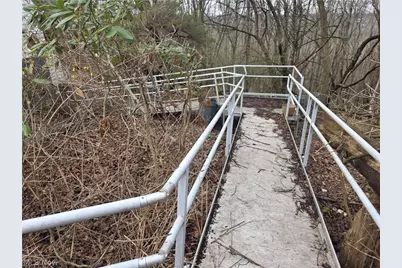 2031 Pickering Street, East Liverpool, OH 43920 - Photo 6