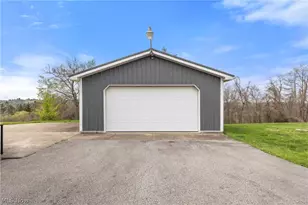 68710 Blaine Chermont Rd, Bridgeport, OH 43912 - Photo 32