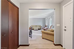 14784 Stone Creek Oval, Strongsville, OH 44149 - Photo 4