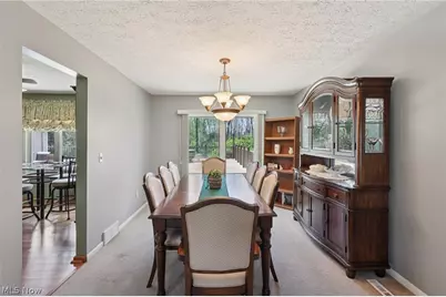 14784 Stone Creek Oval, Strongsville, OH 44149 - Photo 8