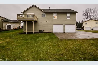 2391 Libra Circle SW, Canton, OH 44706 - Photo 2