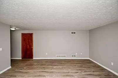 2391 Libra Circle SW, Canton, OH 44706 - Photo 24