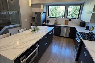 3110 Vine Ct, Loveland, OH 44113 - Photo 8