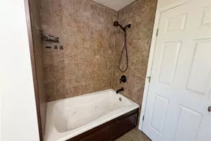 7049 Woodland Ave, Chagrin Falls, OH 44023 - Photo 6