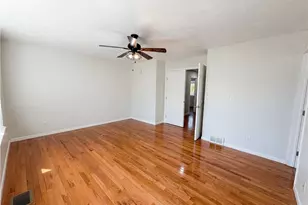 7049 Woodland Ave, Chagrin Falls, OH 44023 - Photo 18