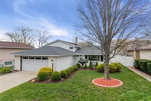 5520 Ralston Dr, Parma, OH 44129 - Photo 2