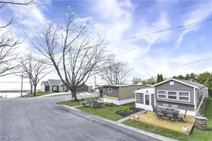 8696 Bayshore Rd, Lakeside Marblehead, OH 43440 - Photo 4