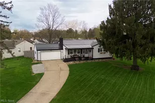 2700 Christine Ln, Youngstown, OH 44511 - Photo 2