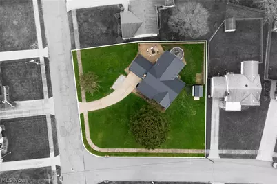 2700 Christine Lane, Youngstown, OH 44511 - Photo 20