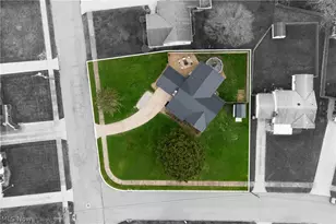2700 Christine Ln, Youngstown, OH 44511 - Photo 20