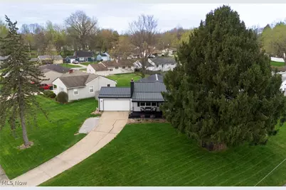 2700 Christine Lane, Youngstown, OH 44511 - Photo 16
