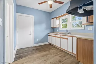 1224 Pondview Ave, Akron, OH 44305 - Photo 16