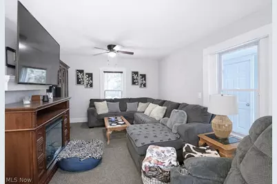 1422 W 30th Street, Ashtabula, OH 44004 - Photo 8