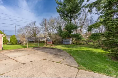 263 Everhard Road SW, North Canton, OH 44709 - Photo 6