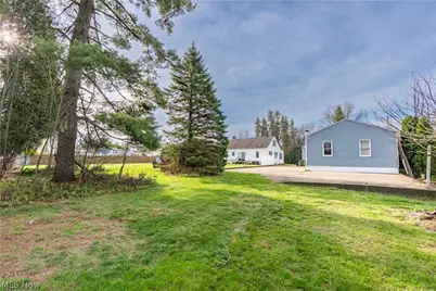 263 Everhard Road SW, North Canton, OH 44709 - Photo 4