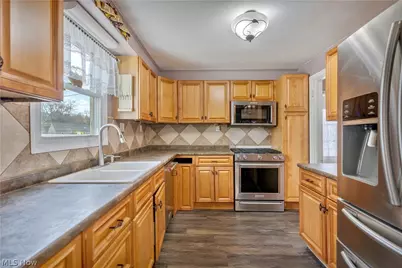 263 Everhard Road SW, North Canton, OH 44709 - Photo 12