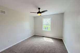 910 W Main St, Sugarcreek, OH 44681 - Photo 18