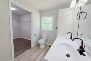 910 W Main St, Sugarcreek, OH 44681 - Photo 14
