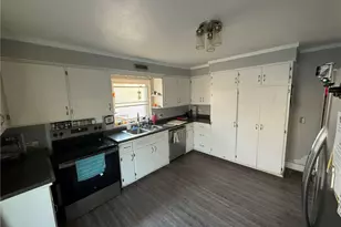 434 E 4th St, Dover, OH 44622 - Photo 8