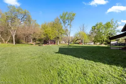 5254 Clinton Avenue, Lorain, OH 44055 - Photo 38