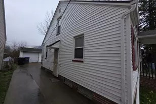 15205 Harvard Ave, Loveland, OH 44128 - Photo 4