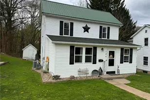 144 2nd St SE, Carrollton, OH 44615 - Photo 2