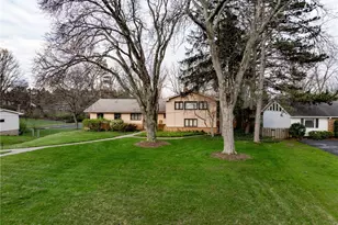 25510 Bryden Rd, Beachwood, OH 44122 - Photo 40