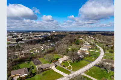25510 Bryden Road, Beachwood, OH 44122 - Photo 42