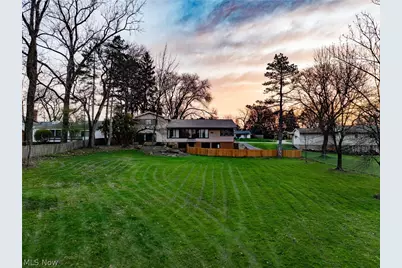 25510 Bryden Road, Beachwood, OH 44122 - Photo 4