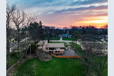 25510 Bryden Road, Beachwood, OH 44122 - Photo 36