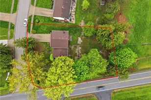 2445 Olentangy Dr, Akron, OH 44333 - Photo 38