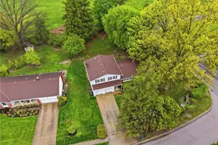 2445 Olentangy Dr, Akron, OH 44333 - Photo 36