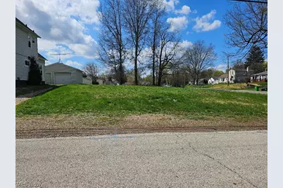 974 Gardner Boulevard, Barberton, OH 44203 - Photo 2