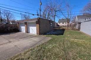 4262 W 62nd St, Loveland, OH 44144 - Photo 6