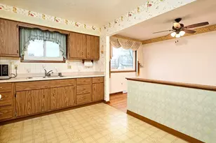 12101 Tucson Dr, Parma, OH 44130 - Photo 14
