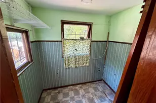 836 Stiles Ave, Youngstown, OH 44505 - Photo 6