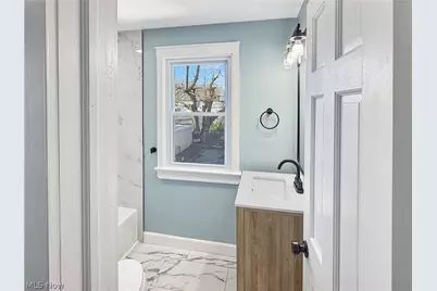 16905 Biltmore Avenue, Loveland, OH 44128 - Photo 32