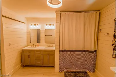 100 Crestwood Circle, Marietta, OH 45750 - Photo 16