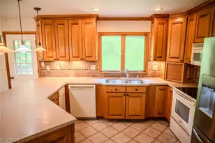 100 Crestwood Cir, Marietta, OH 45750 - Photo 14