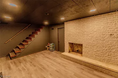 100 Crestwood Circle, Marietta, OH 45750 - Photo 32