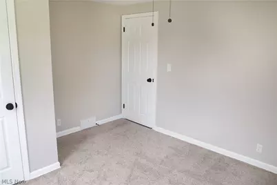 6666 Clingan Road, Poland, OH 44514 - Photo 32