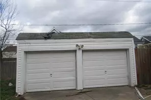 7811 Connecticut Ave, Loveland, OH 44105 - Photo 2