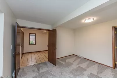 984 Meadowlark Lane, Medina, OH 44256 - Photo 6